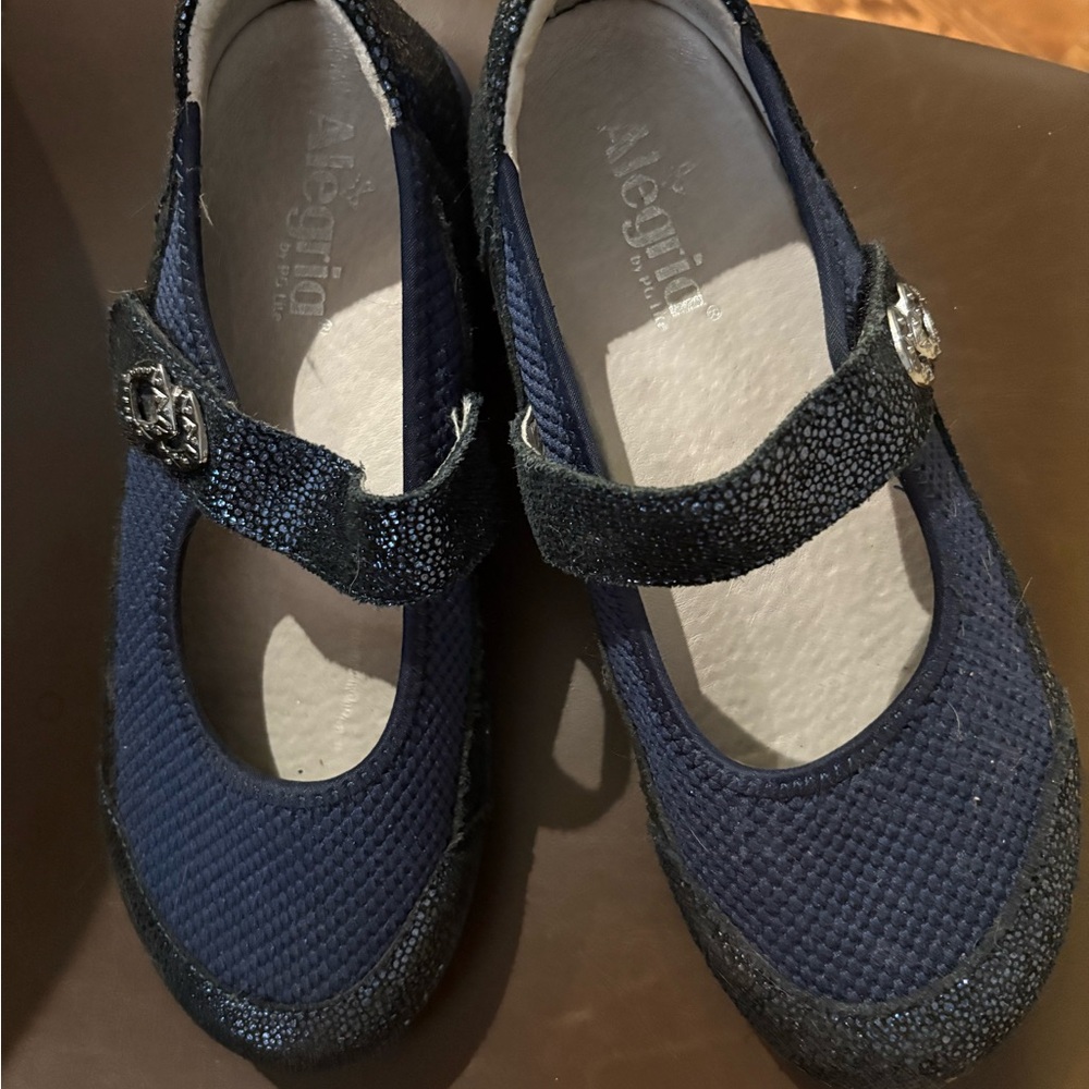 Alegria Blue Flats Textured Mary Jane style  with Buckle PG Lite